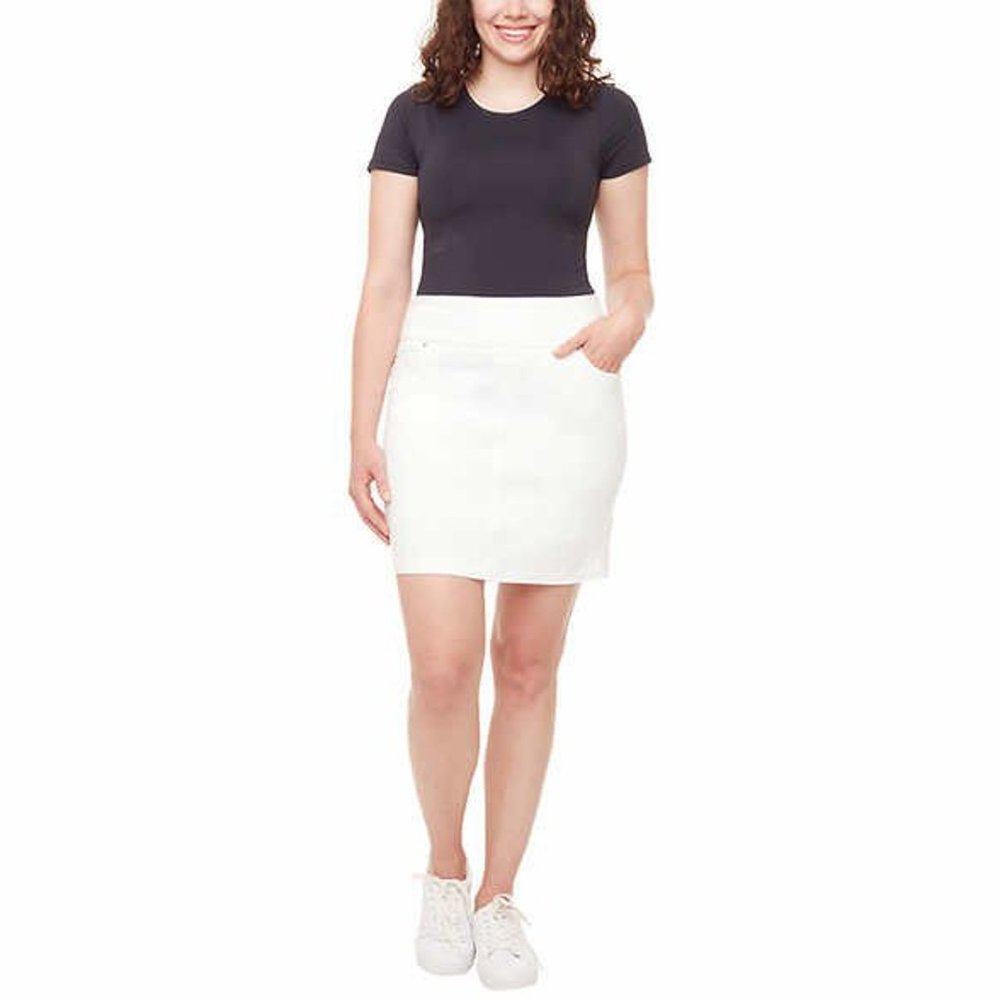WHITE NWT Ladies' Denim Skort S.C. & CO - Picture 2 of 11